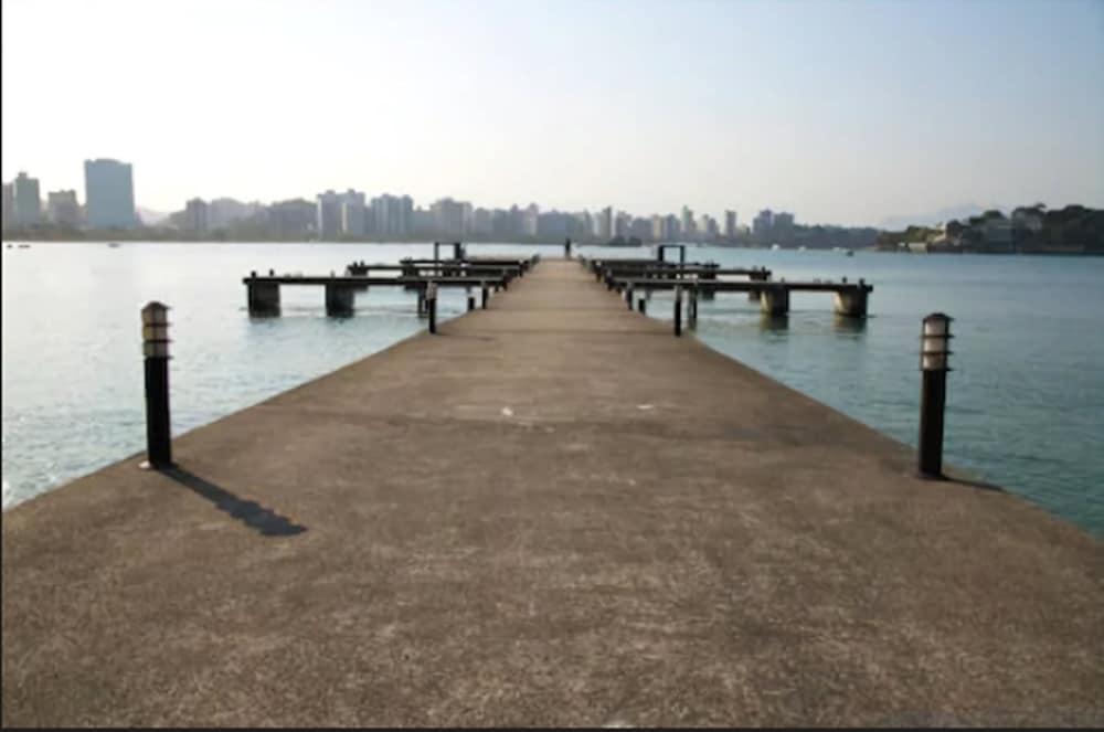 Hotel Senac Ilha Do Boi Vitória Zewnętrze zdjęcie View of the pier at the park
