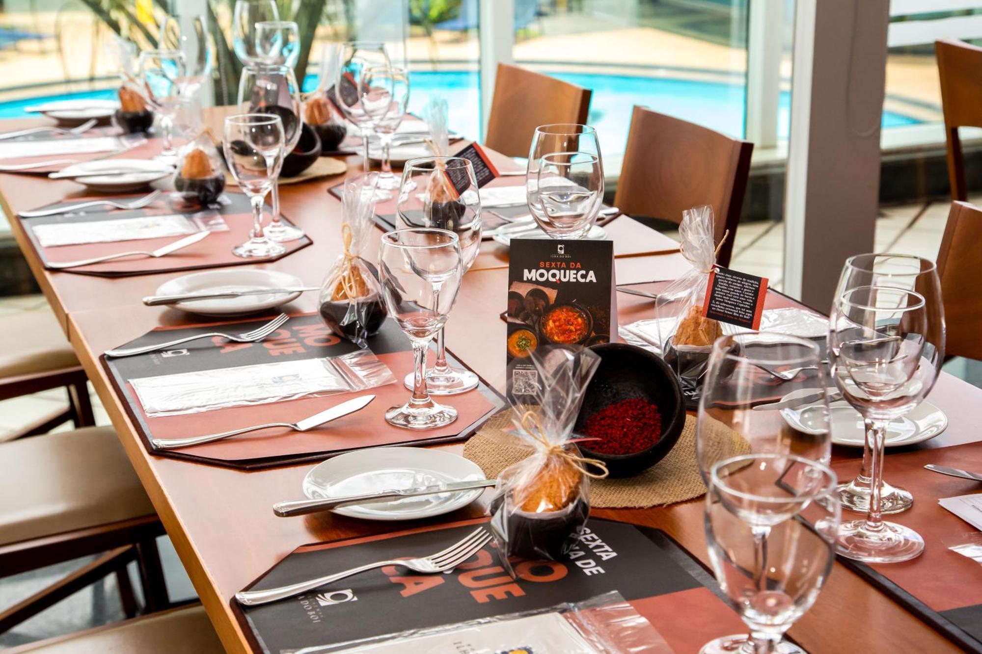 Hotel Senac Ilha Do Boi Vitória Zewnętrze zdjęcie A table set for a wine tasting