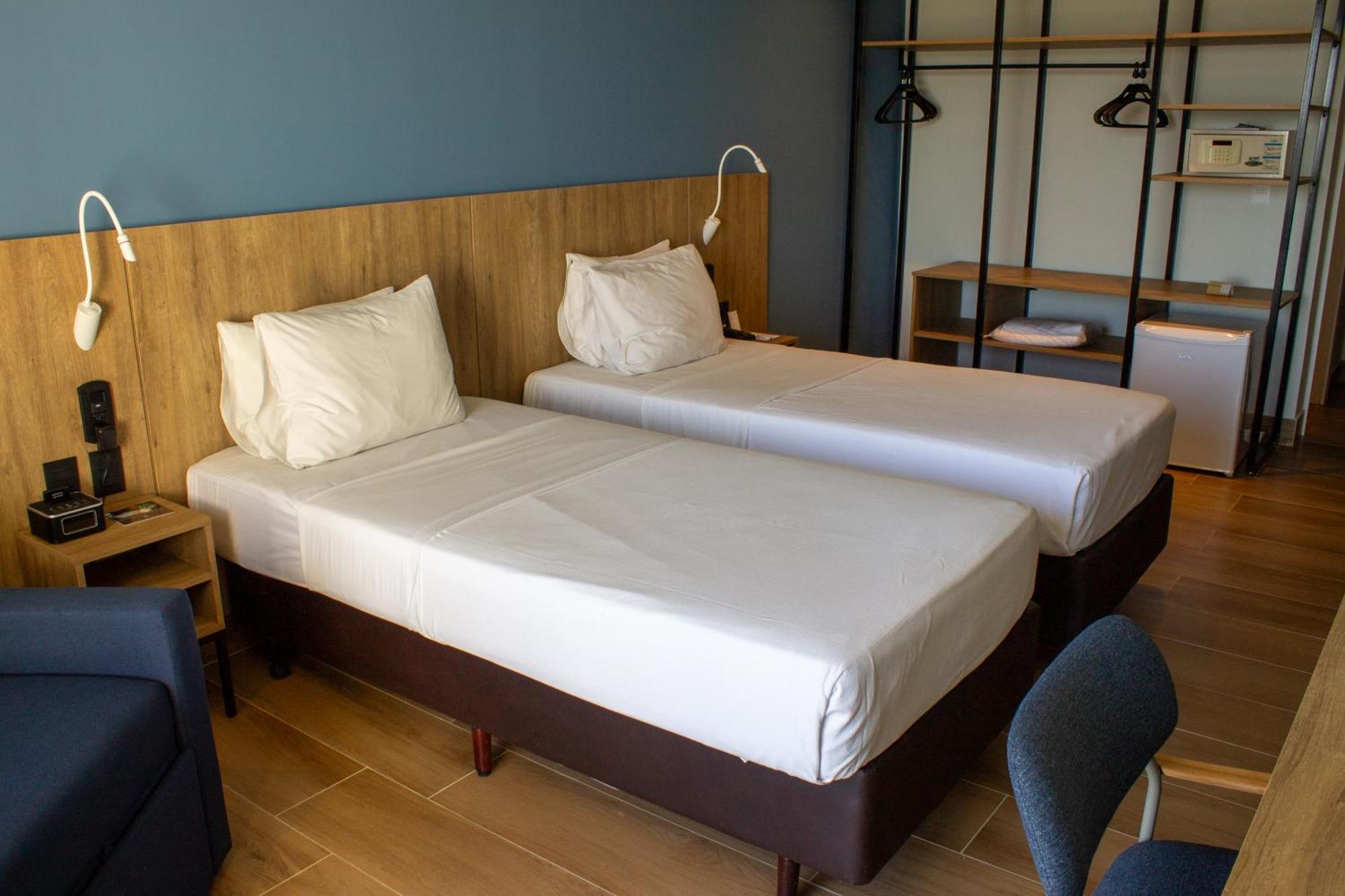 Hotel Senac Ilha Do Boi Vitória Zewnętrze zdjęcie A room at the hotel